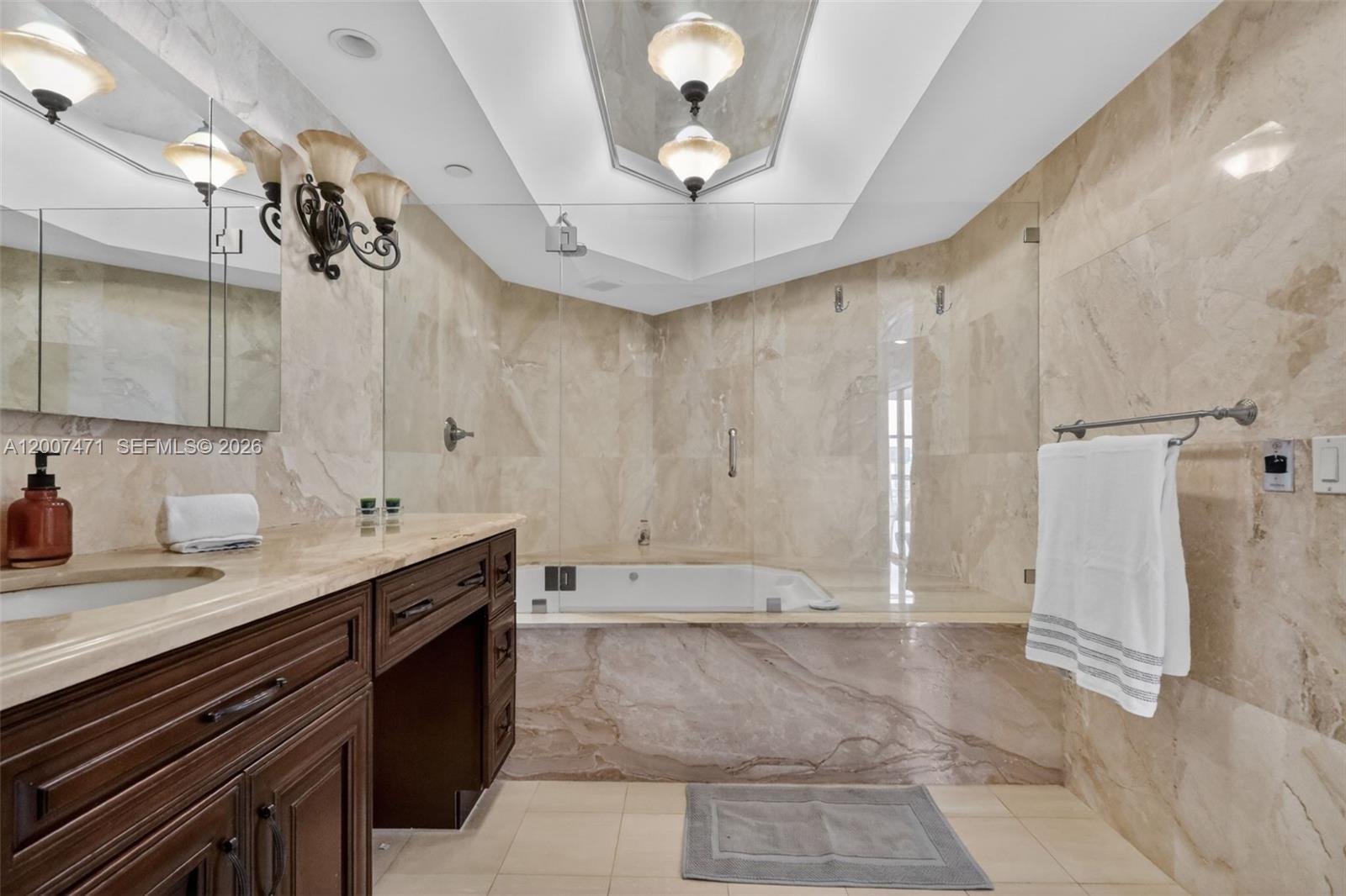 2305 3 / 3 2154 sq. ft. $ 2026-04-24 0 Photo