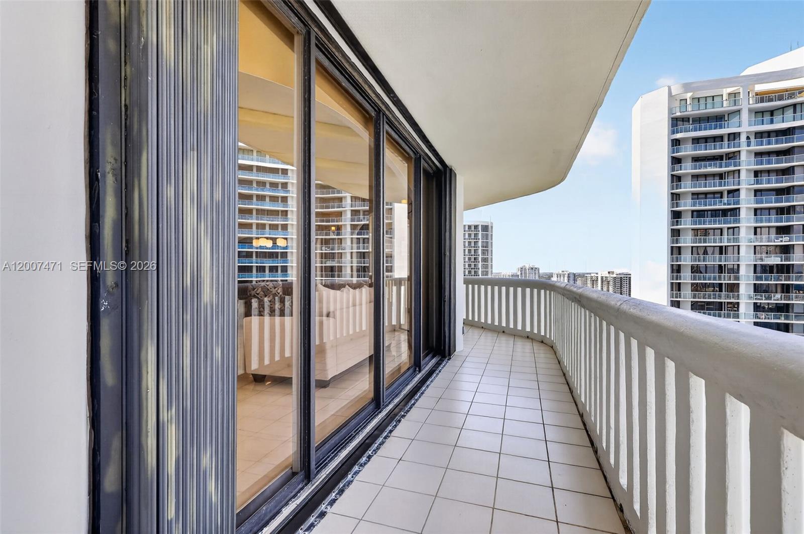 2305 3 / 3 2154 sq. ft. $ 2026-04-24 0 Photo