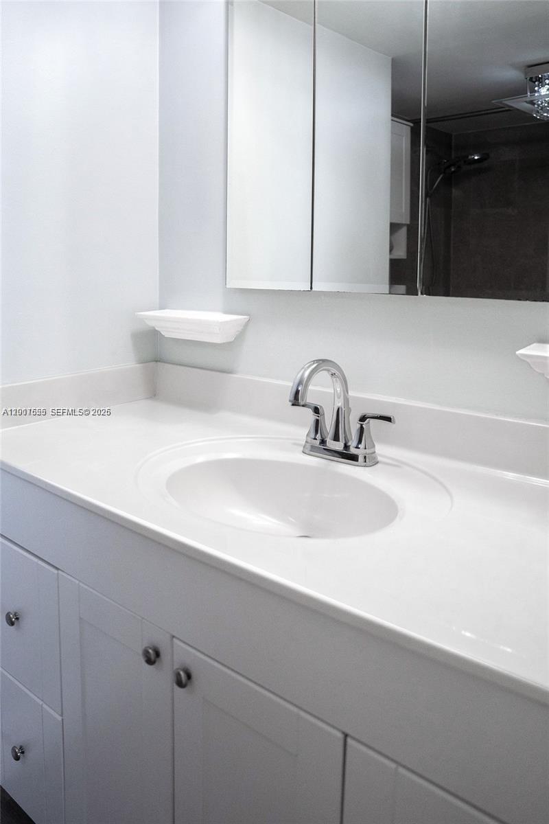 Photo of 1600 Ocean Dr  #17D, Hollywood, Florida, 33019 - 