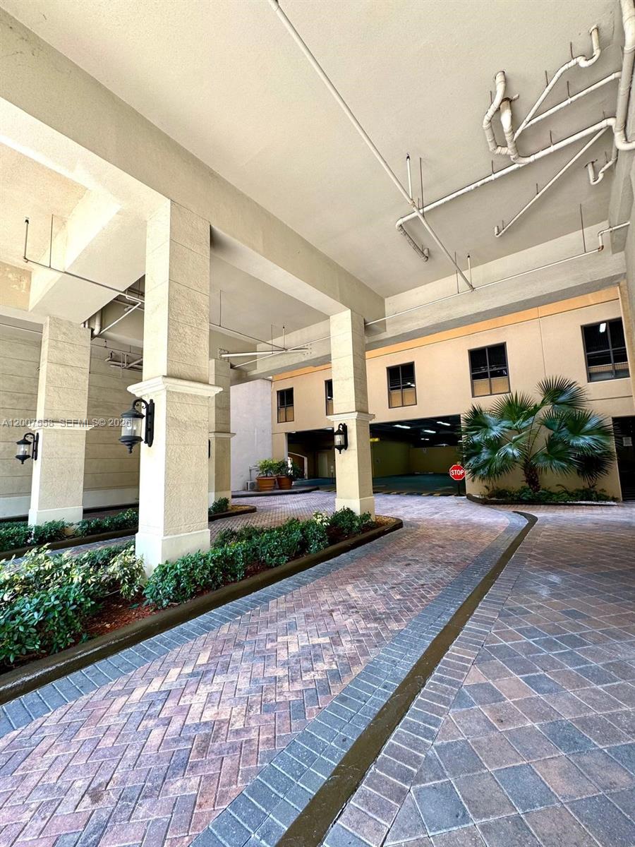 Photo of 3001 185th St  #225, Aventura, Florida, 33180 - 