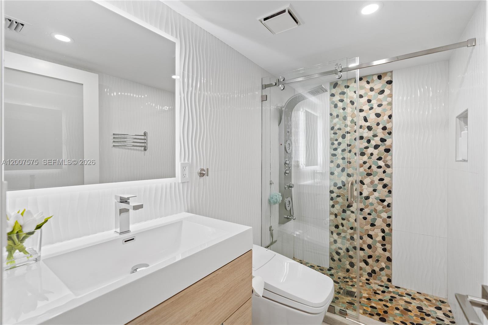 Photo of 2030 Ocean Dr  #918, Hallandale Beach, Florida, 33009 - 