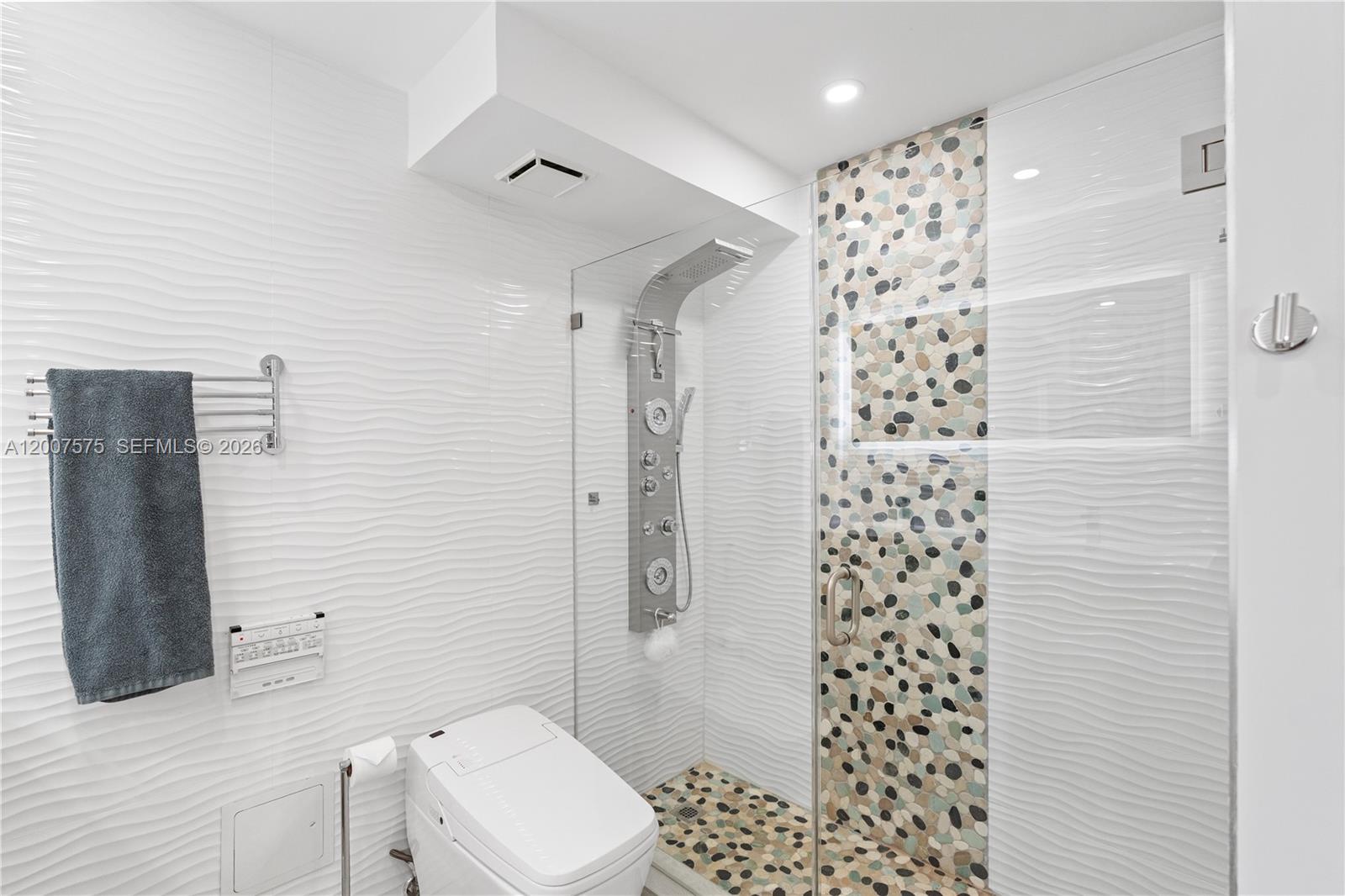 Photo of 2030 Ocean Dr  #918, Hallandale Beach, Florida, 33009 - 