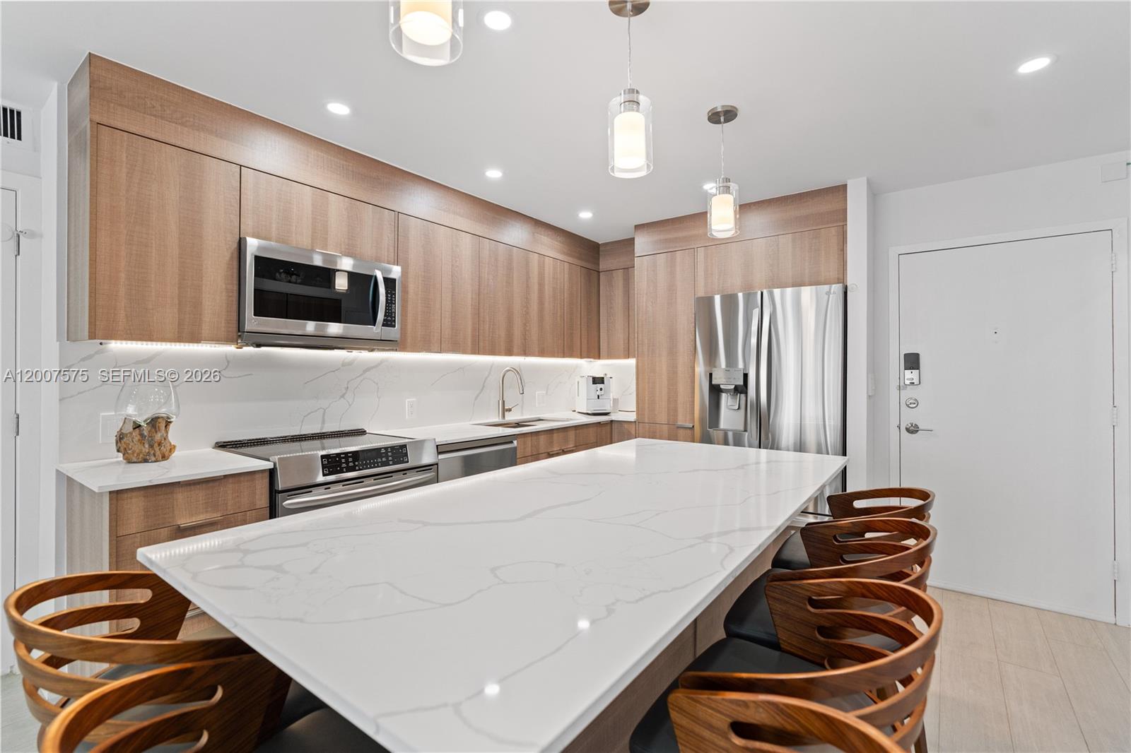 Photo of 2030 Ocean Dr  #918, Hallandale Beach, Florida, 33009 - 