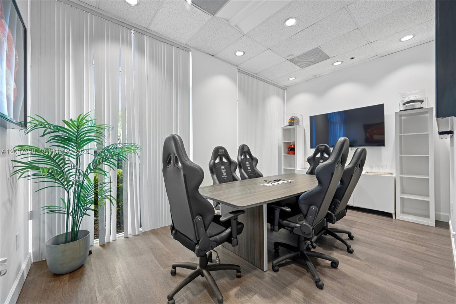   /   sq. ft. $ 2026-04-24 0 Photo