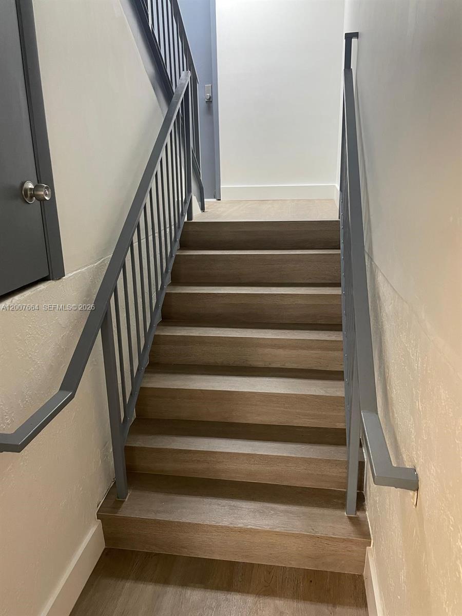 7  /   sq. ft. $ 2026-04-25 0 Photo