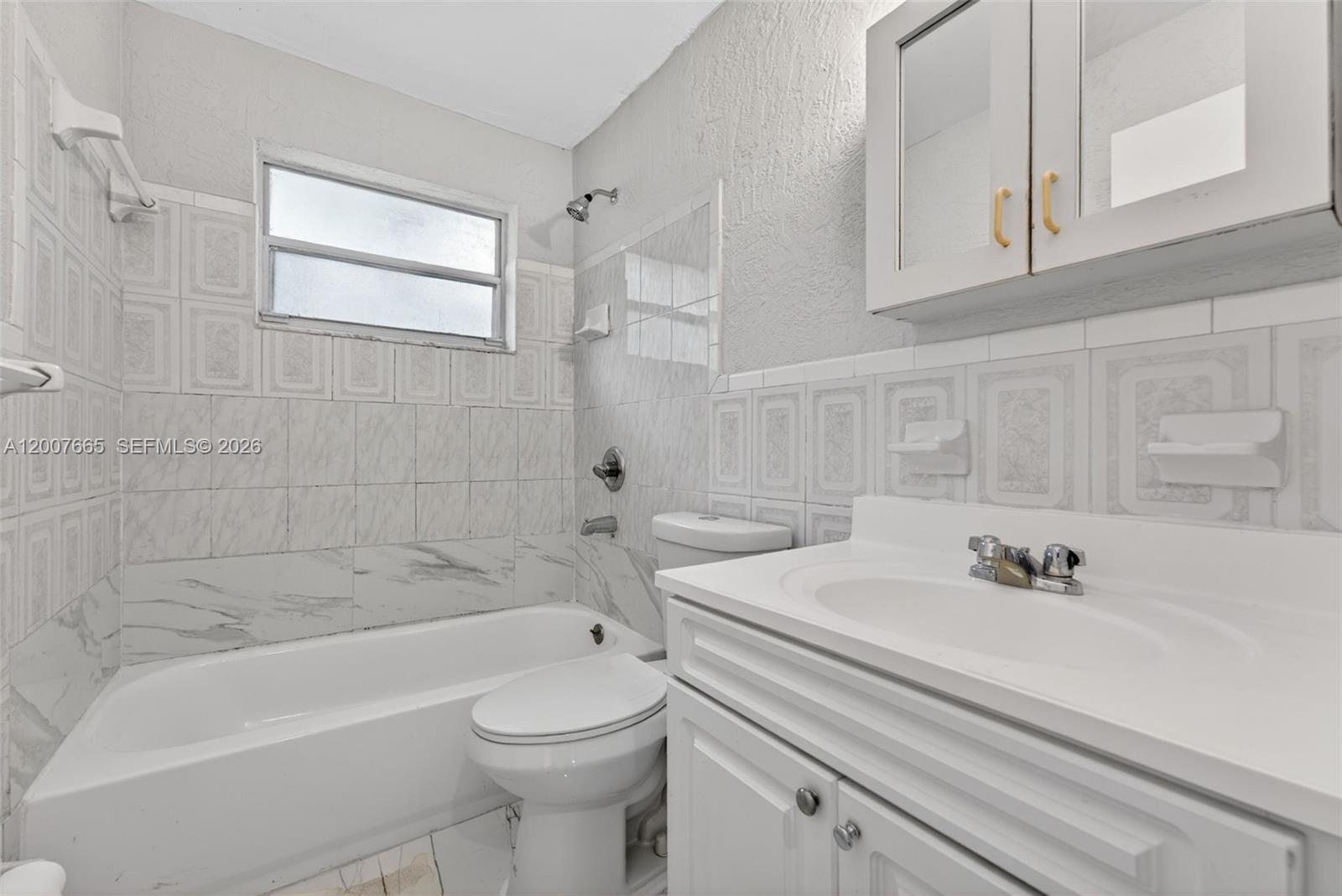   /  2155 sq. ft. $ 2026-05-11 0 Photo