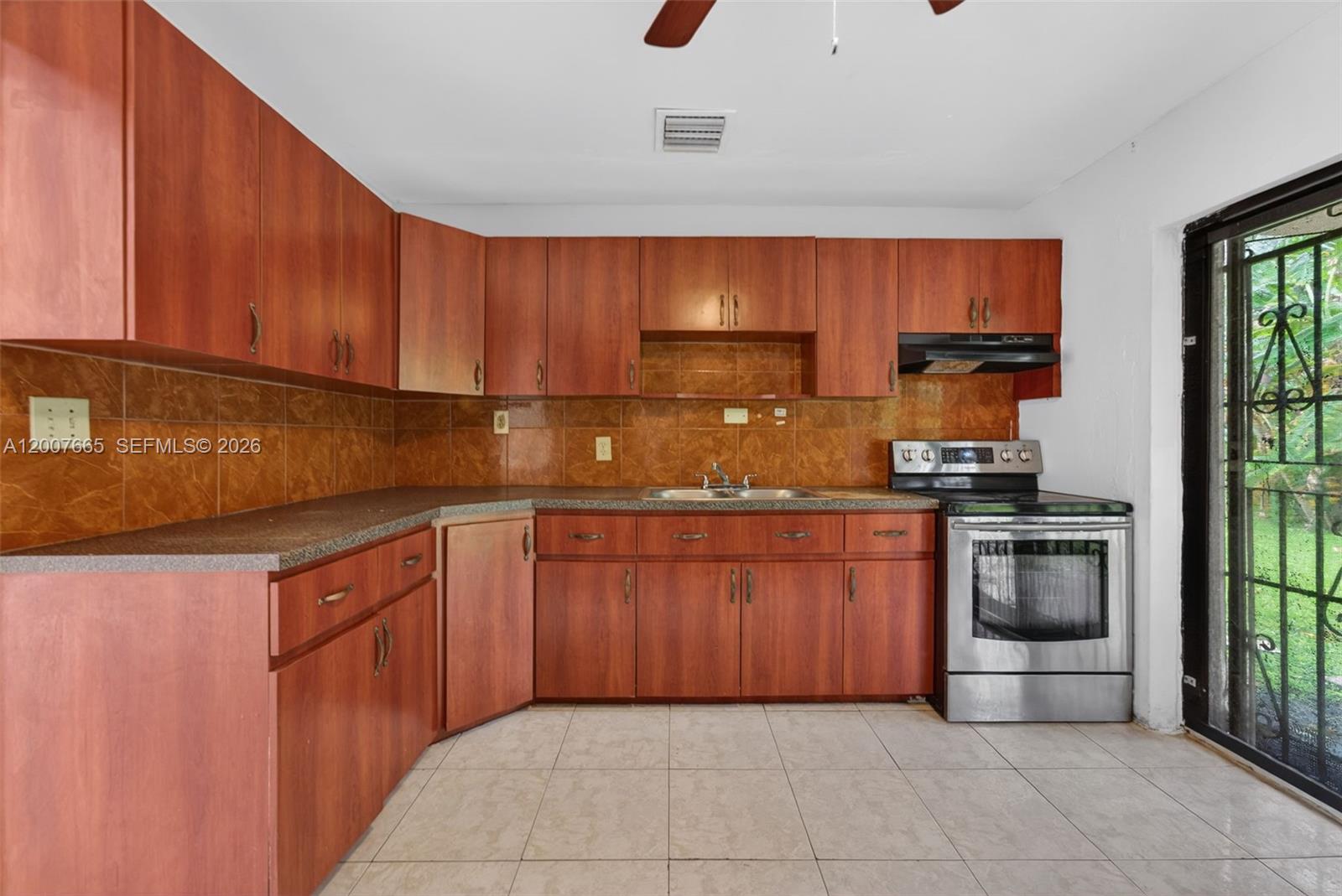   /  2155 sq. ft. $ 2026-05-11 0 Photo