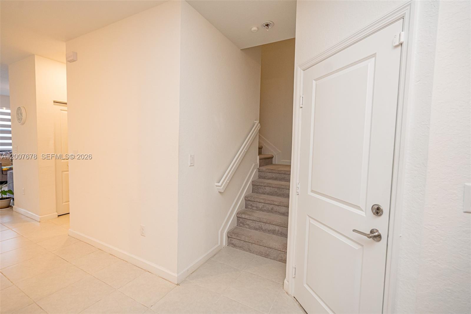 28643 4 / 3 1916 sq. ft. $ 2026-04-25 0 Photo