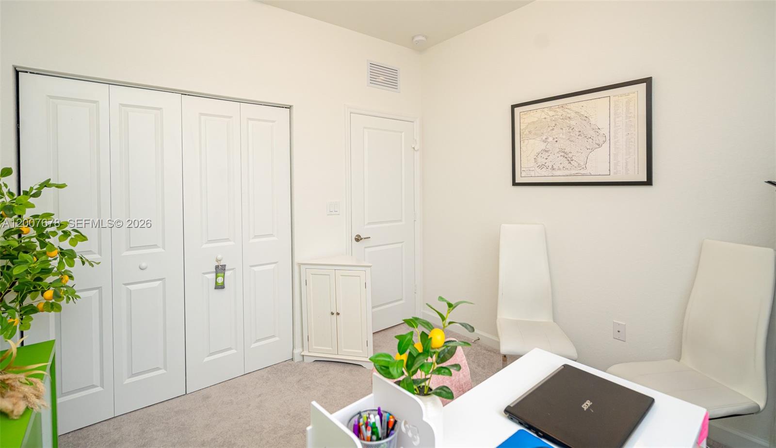 28643 4 / 3 1916 sq. ft. $ 2026-04-25 0 Photo