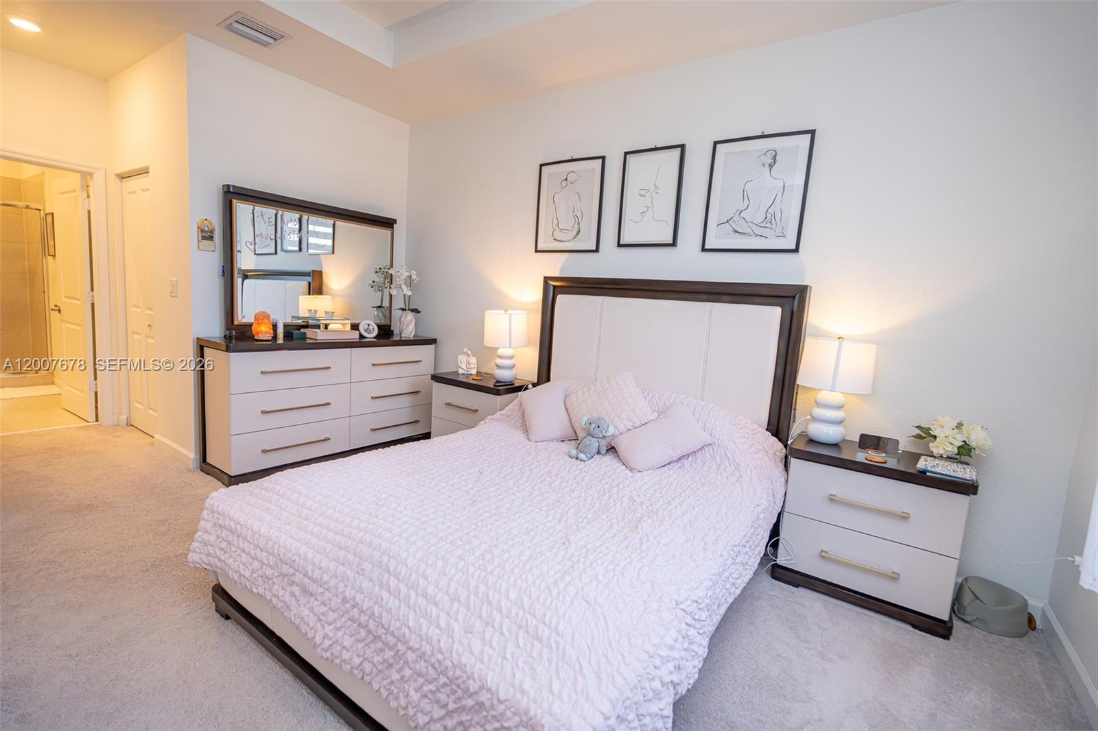 28643 4 / 3 1916 sq. ft. $ 2026-04-25 0 Photo