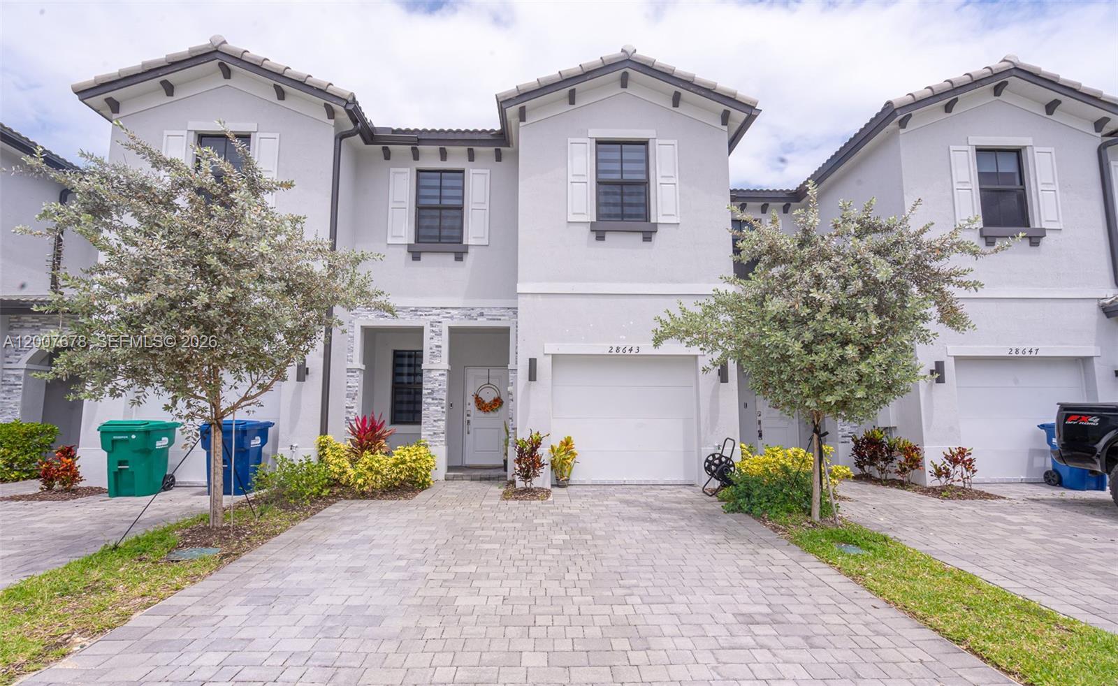 28643 4 / 3 1916 sq. ft. $ 2026-04-25 0 Photo