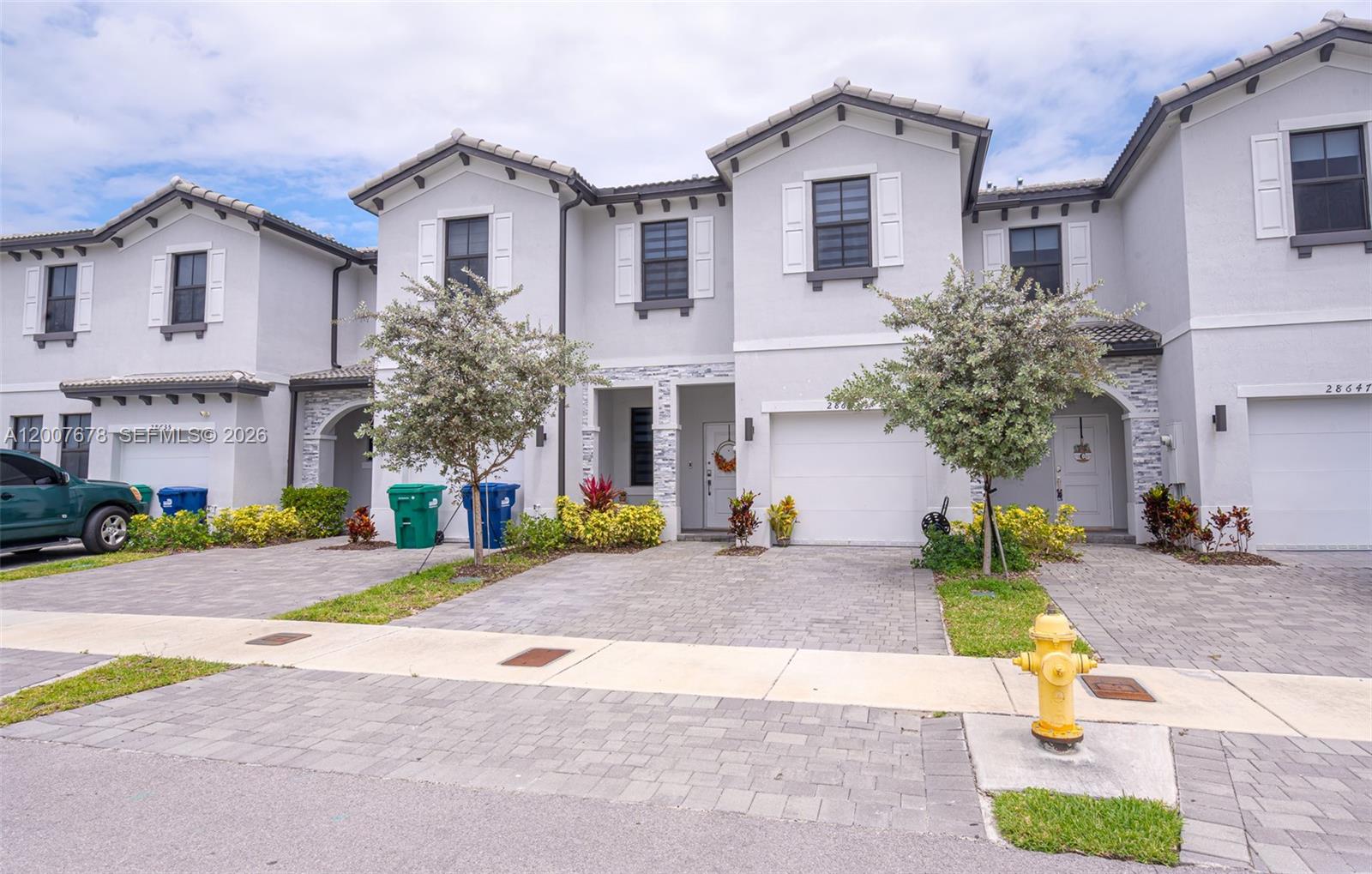 28643 4 / 3 1916 sq. ft. $ 2026-04-25 0 Photo