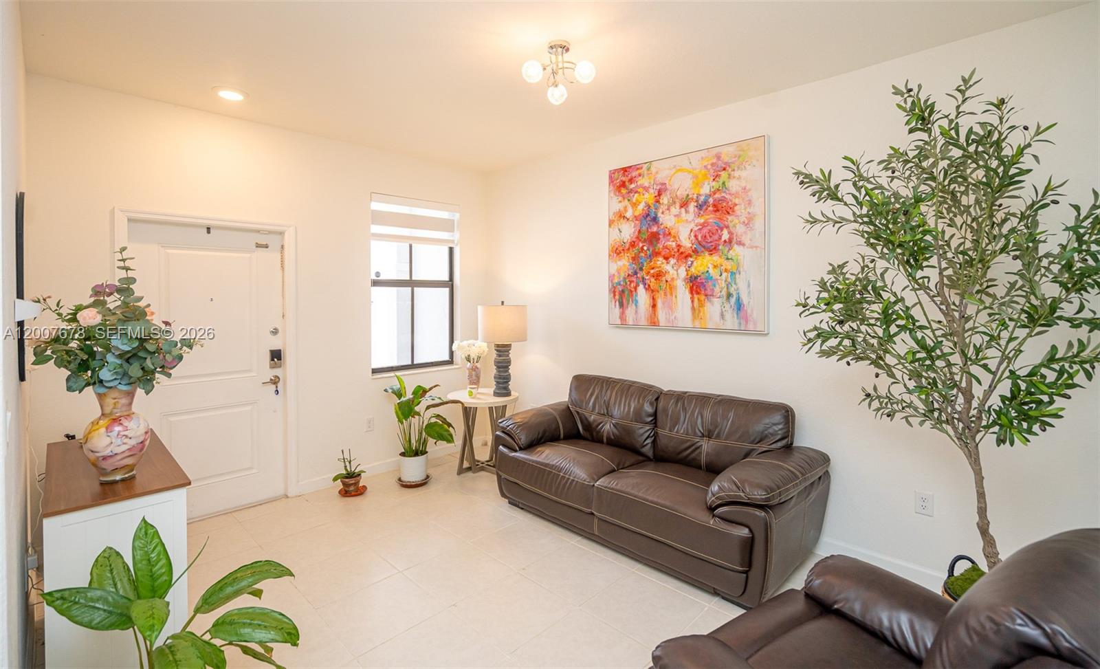 28643 4 / 3 1916 sq. ft. $ 2026-04-25 0 Photo