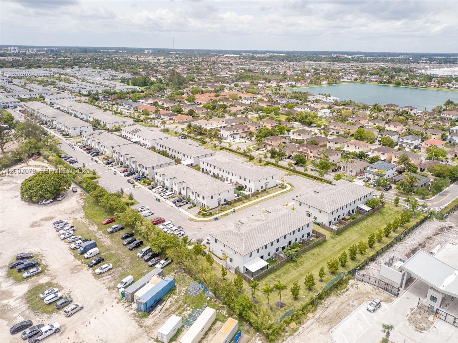 28643 4 / 3 1916 sq. ft. $ 2026-04-25 0 Photo