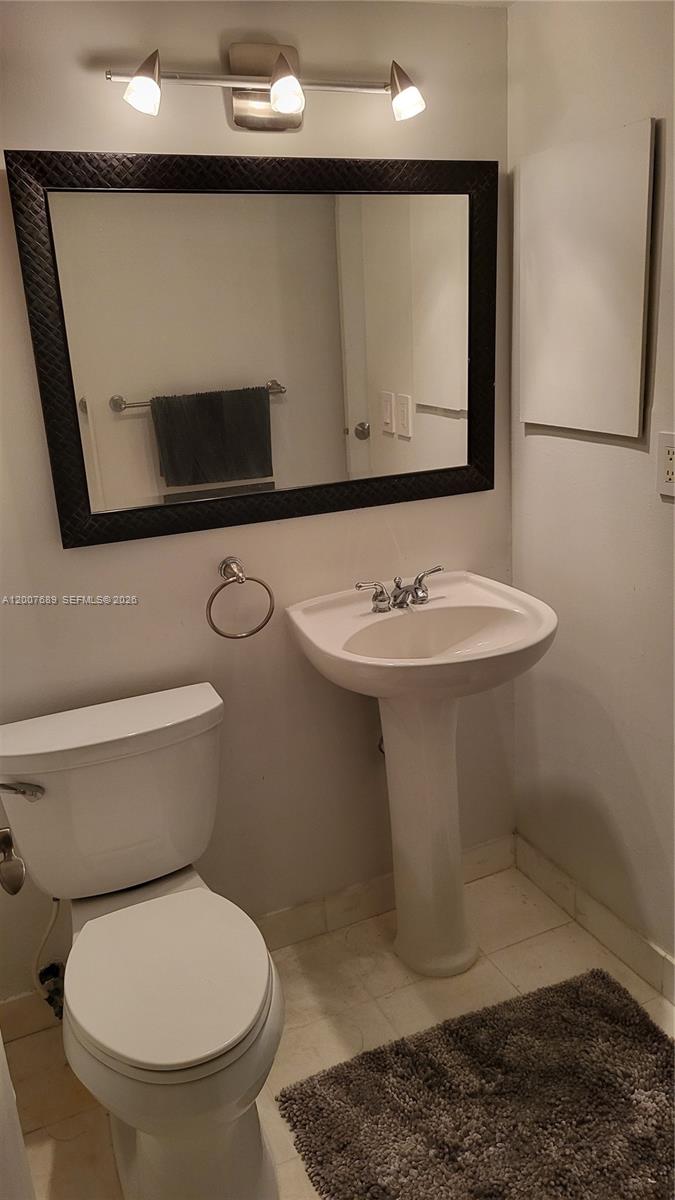 Photo of 3475 Country Club Dr  #409, Aventura, Florida, 33180 - 