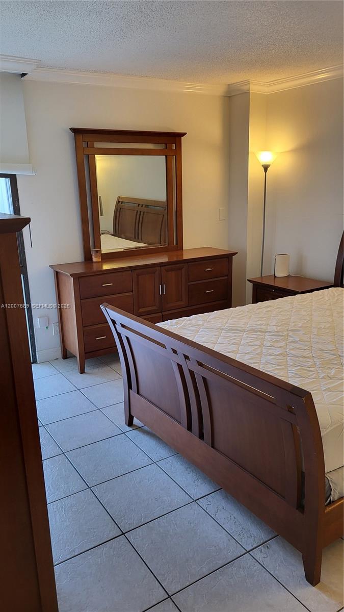 Photo of 3475 Country Club Dr  #409, Aventura, Florida, 33180 - 