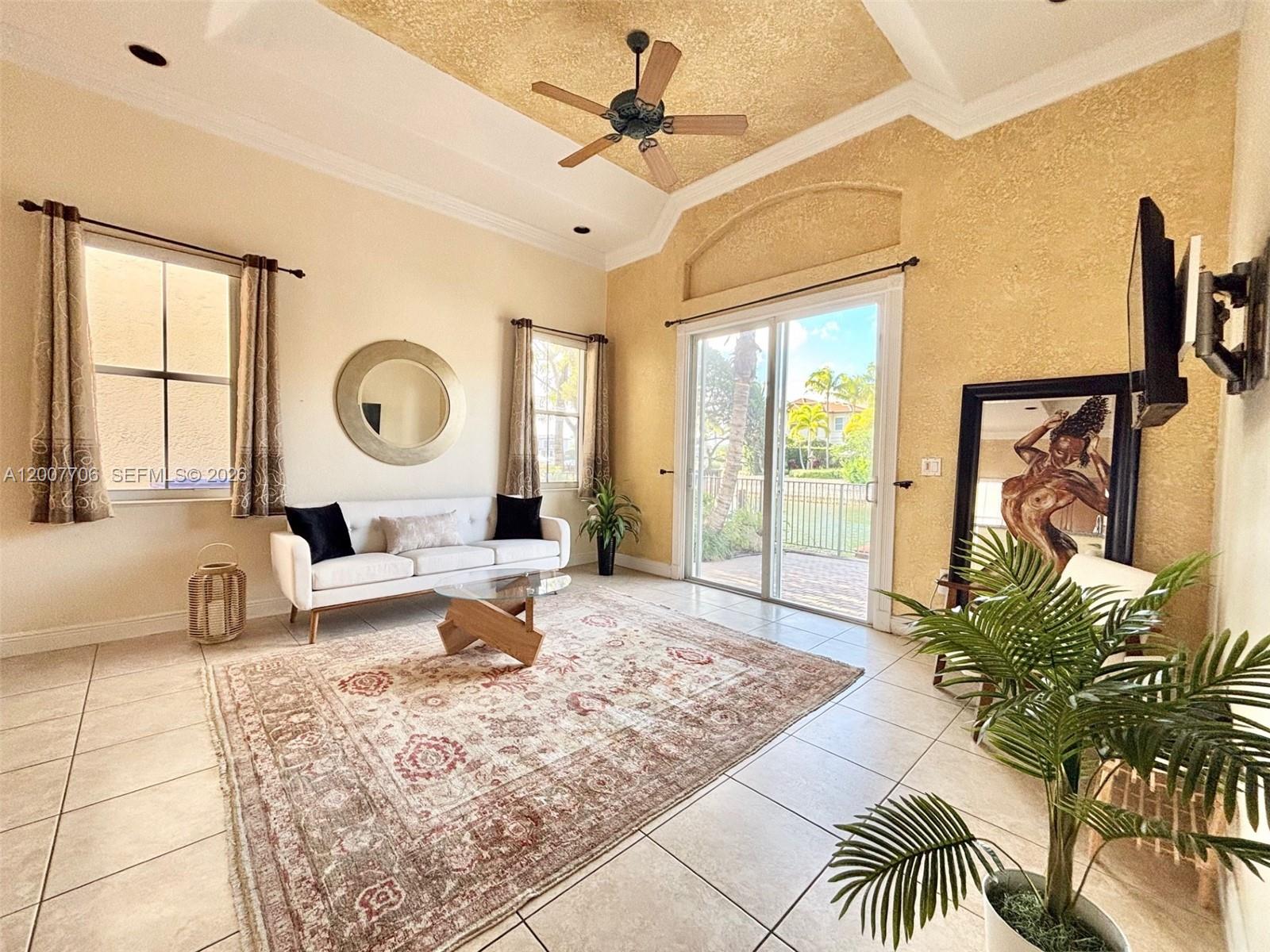 Photo of 1141 Waterside Ln  (1141), Hollywood, Florida, 33019 - 