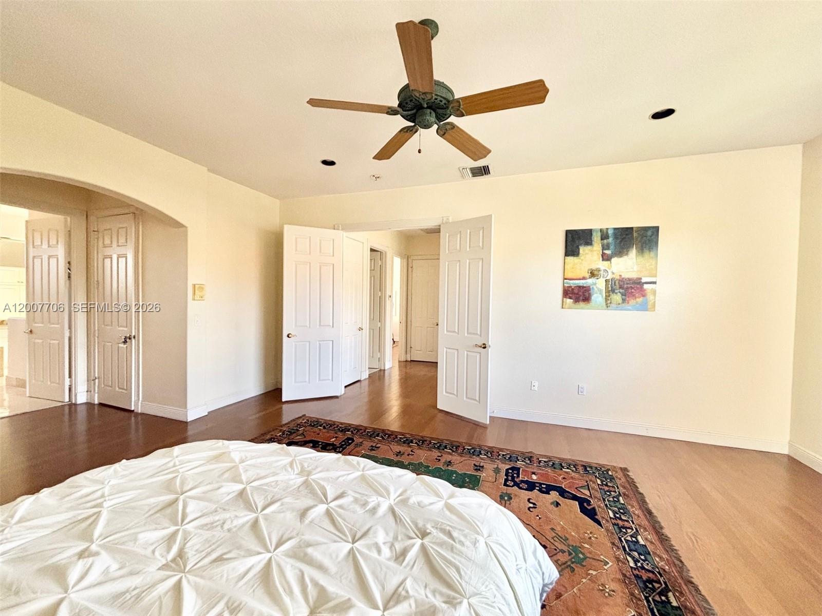 Photo of 1141 Waterside Ln  (1141), Hollywood, Florida, 33019 - 