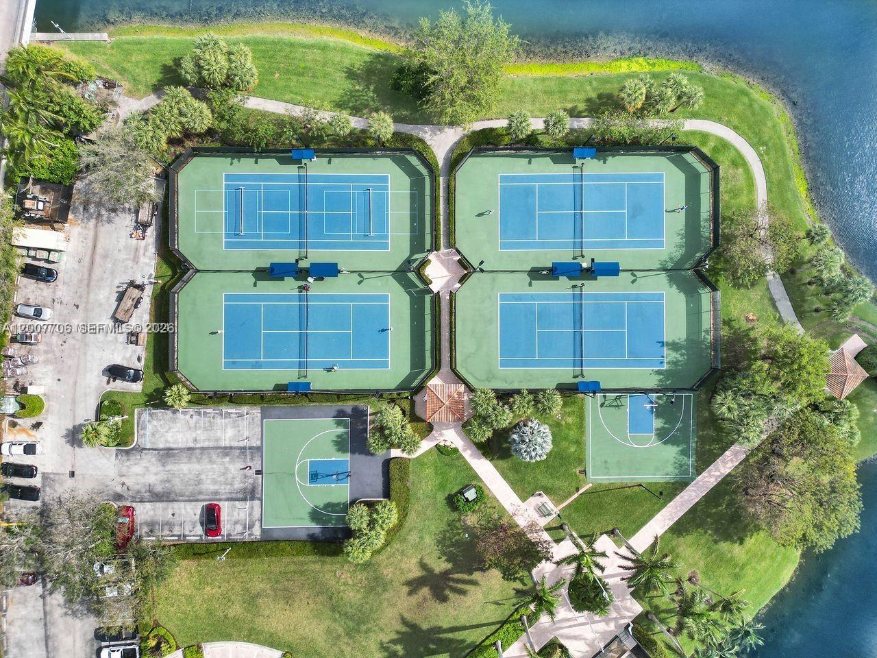 Photo of 1141 Waterside Ln  (1141), Hollywood, Florida, 33019 - 