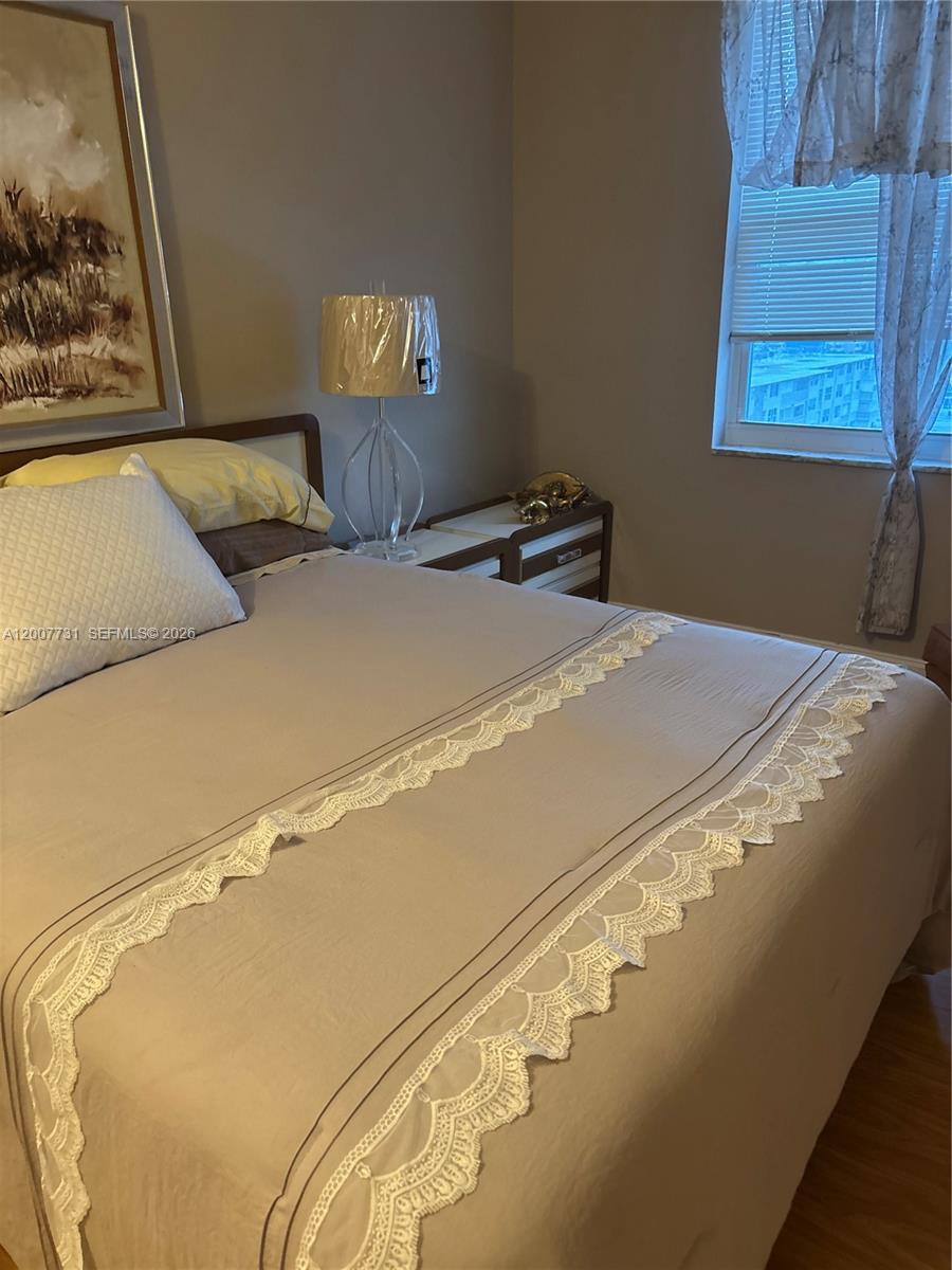 Photo of 1865 Ocean Dr  #4L, Hallandale Beach, Florida, 33009 - 