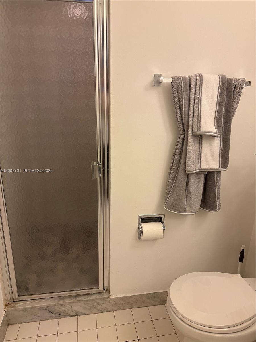 Photo of 1865 Ocean Dr  #4L, Hallandale Beach, Florida, 33009 - 