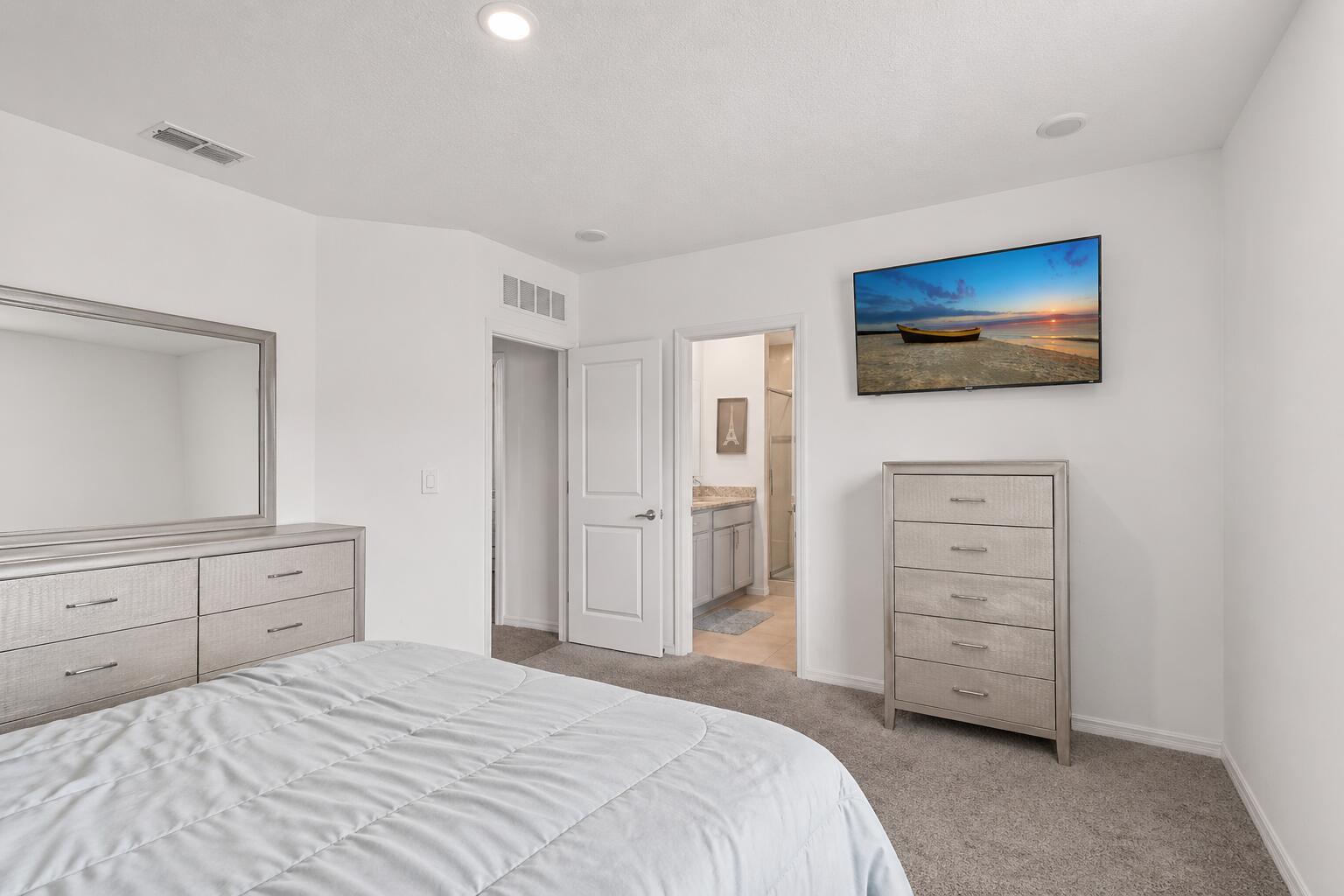 Ver detalles 535 4 / 2 1874 sq. ft. $ 2026-05-29 0 foto
