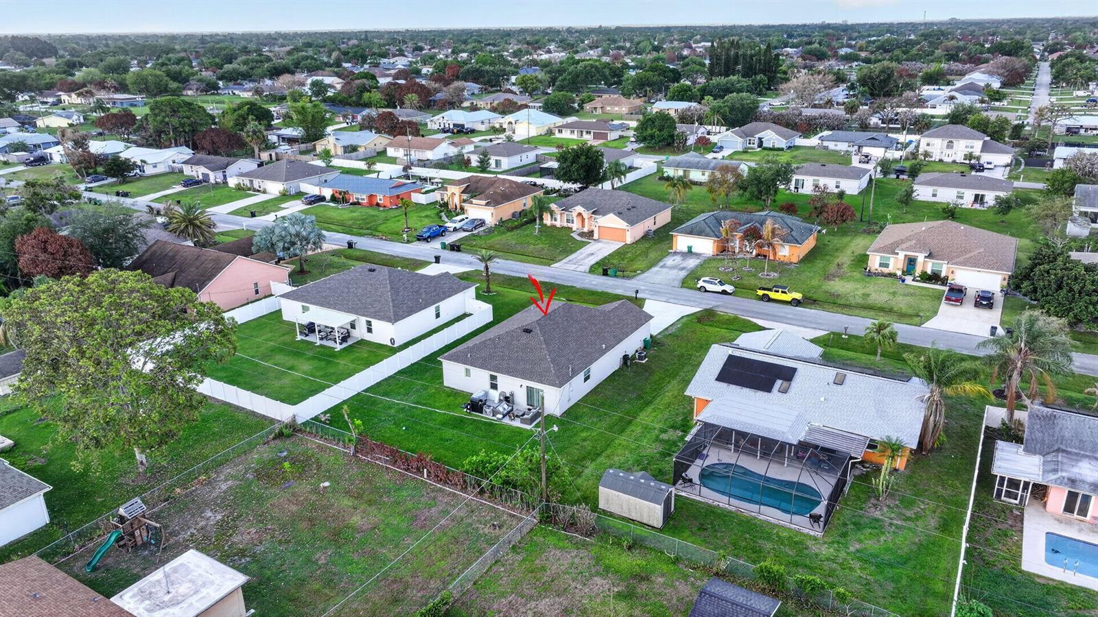 Ver detalles 535 4 / 2 1874 sq. ft. $ 2026-05-29 0 foto
