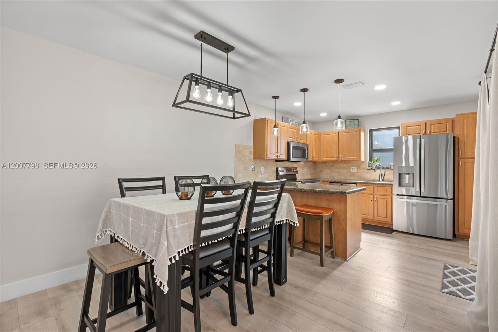 2691 3 / 3 1434 sq. ft. $ 2026-04-25 0 Photo