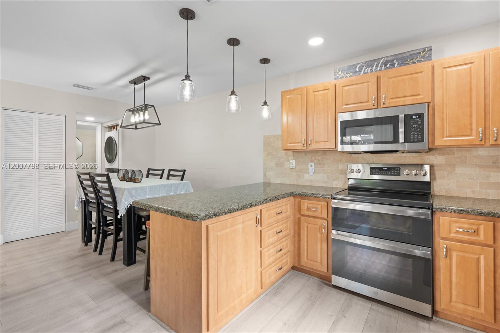 2691 3 / 3 1434 sq. ft. $ 2026-04-25 0 Photo