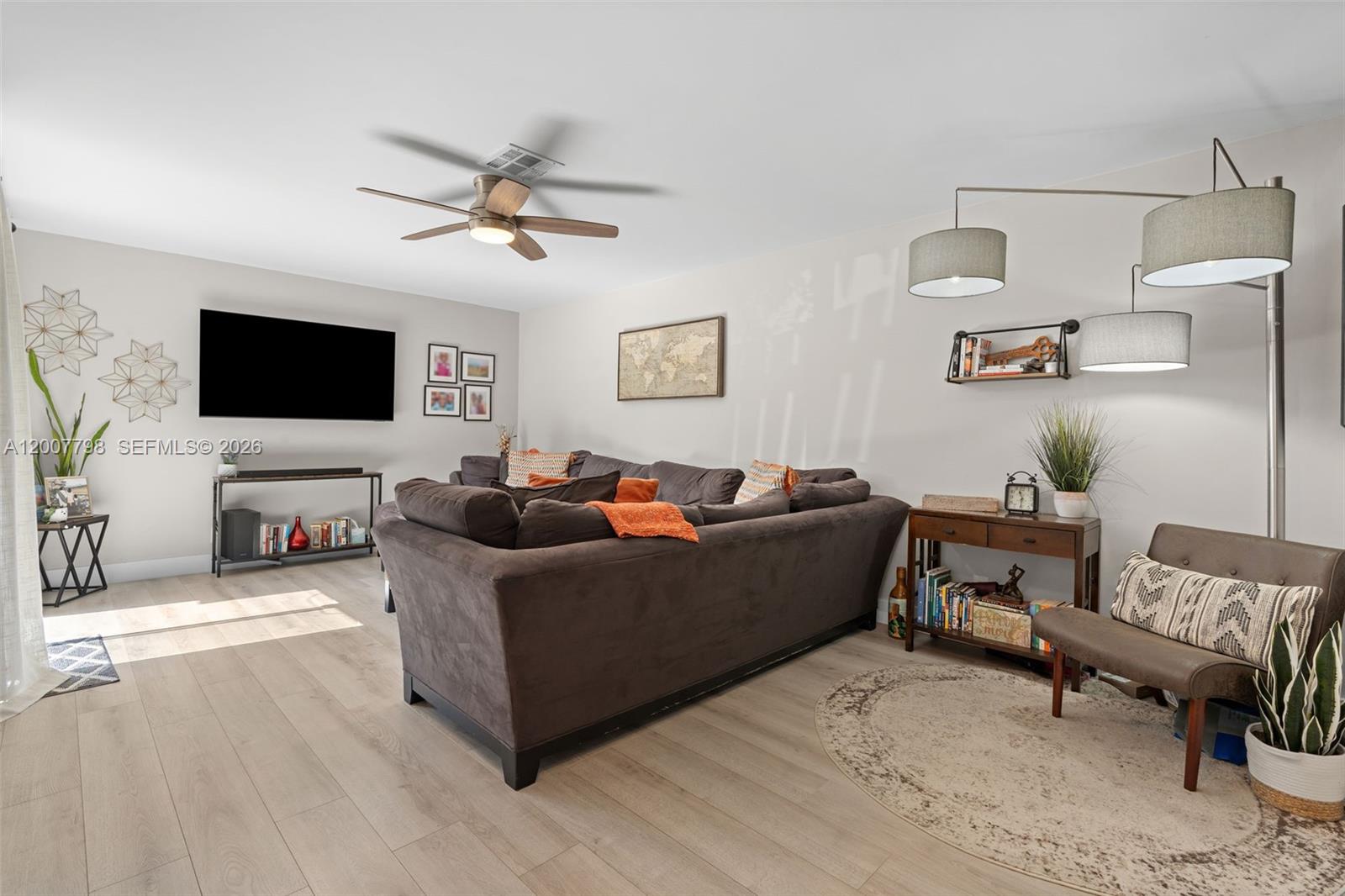 2691 3 / 3 1434 sq. ft. $ 2026-04-25 0 Photo