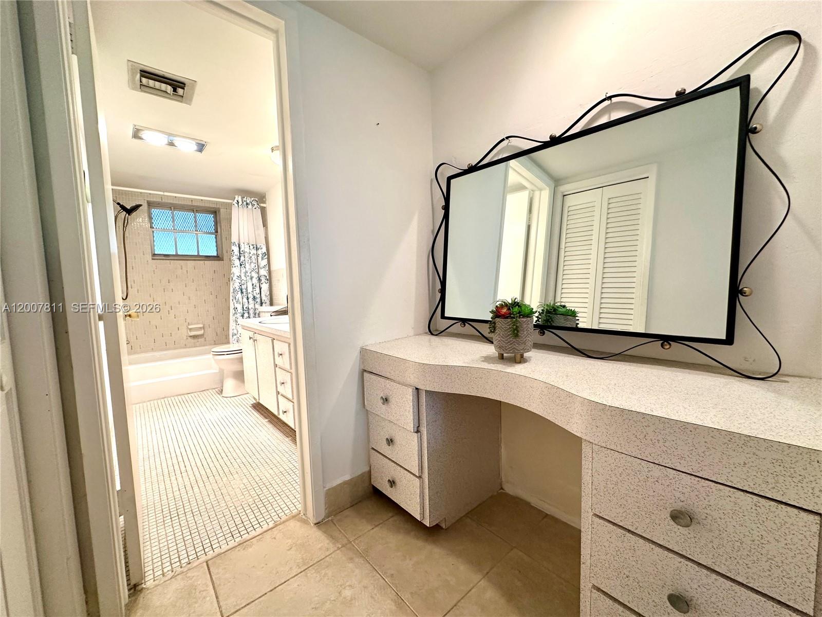 See details 306 3 / 4 1519 sq. ft. $ 2026-04-25 0 Photo