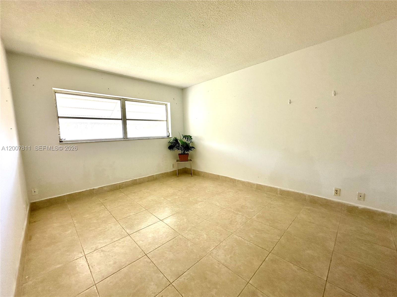 See details 306 3 / 4 1519 sq. ft. $ 2026-04-25 0 Photo