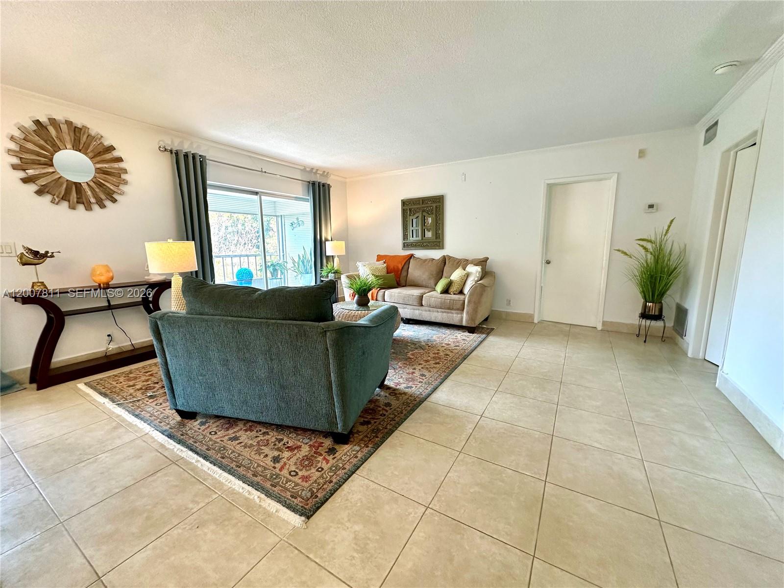 See details 306 3 / 4 1519 sq. ft. $ 2026-04-25 0 Photo