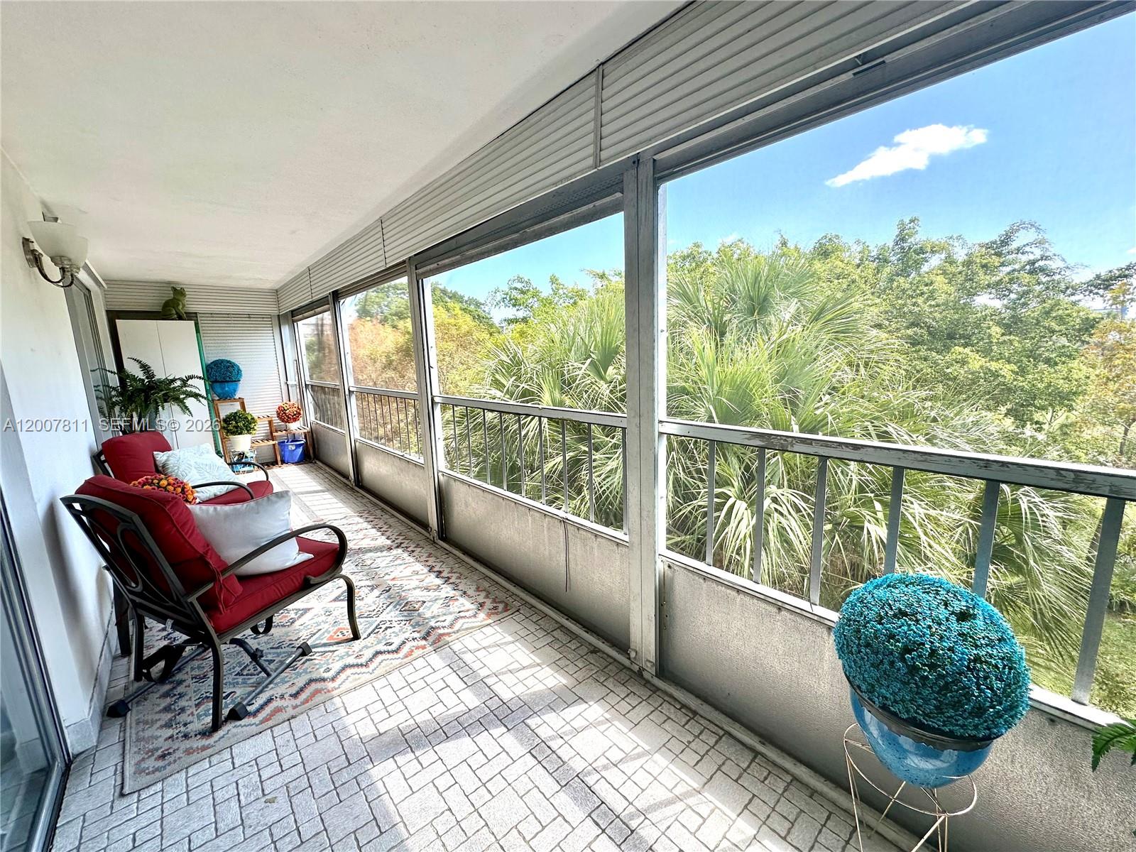 See details 306 3 / 4 1519 sq. ft. $ 2026-04-25 0 Photo