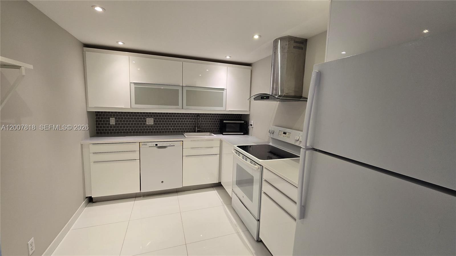 Photo of 2500 Parkview Dr  #2317, Hallandale Beach, Florida, 33009 - 