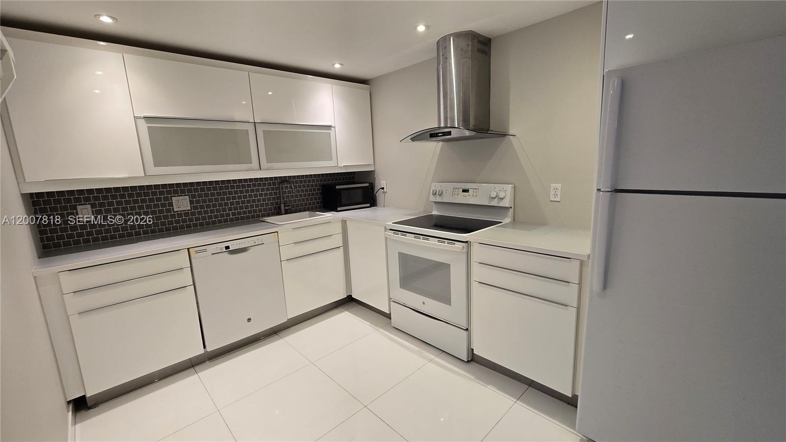 Photo of 2500 Parkview Dr  #2317, Hallandale Beach, Florida, 33009 - 