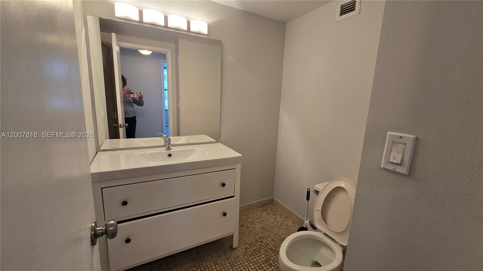 Photo of 2500 Parkview Dr  #2317, Hallandale Beach, Florida, 33009 - 