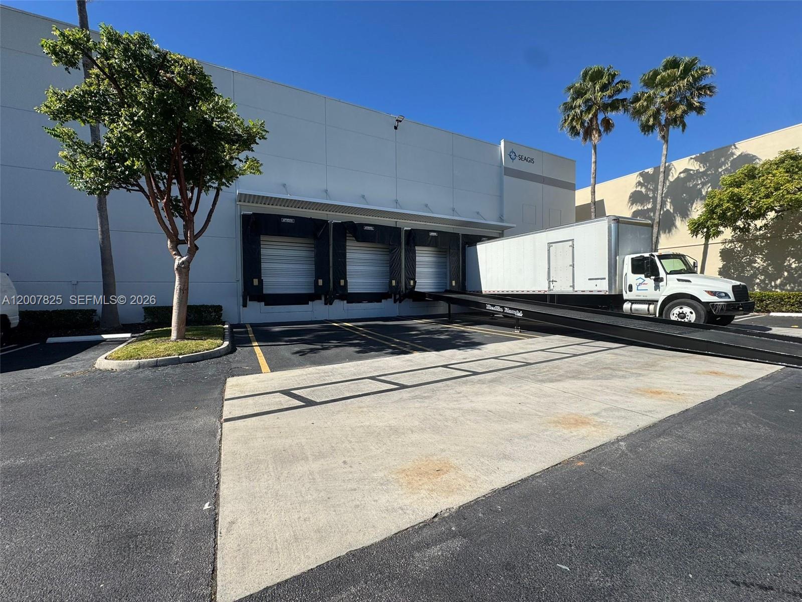   /   sq. ft. $ 2026-04-25 0 Photo