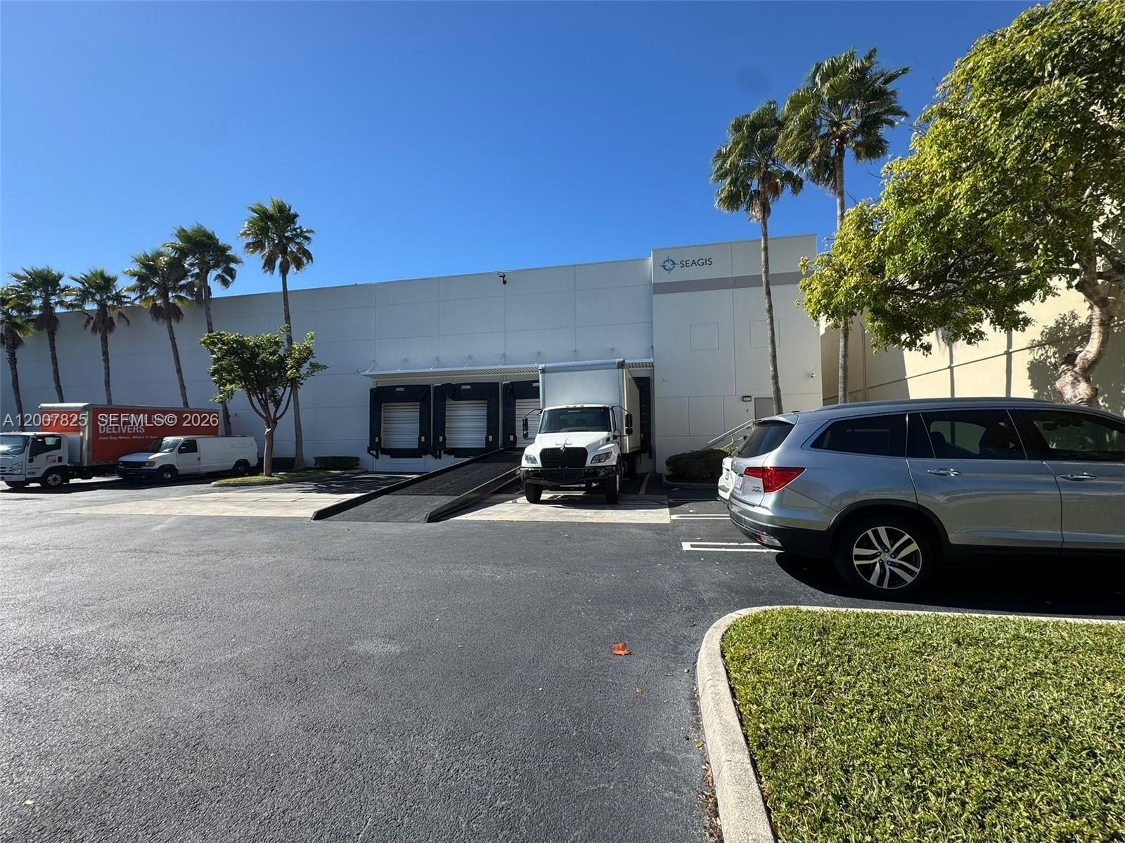   /   sq. ft. $ 2026-04-25 0 Photo