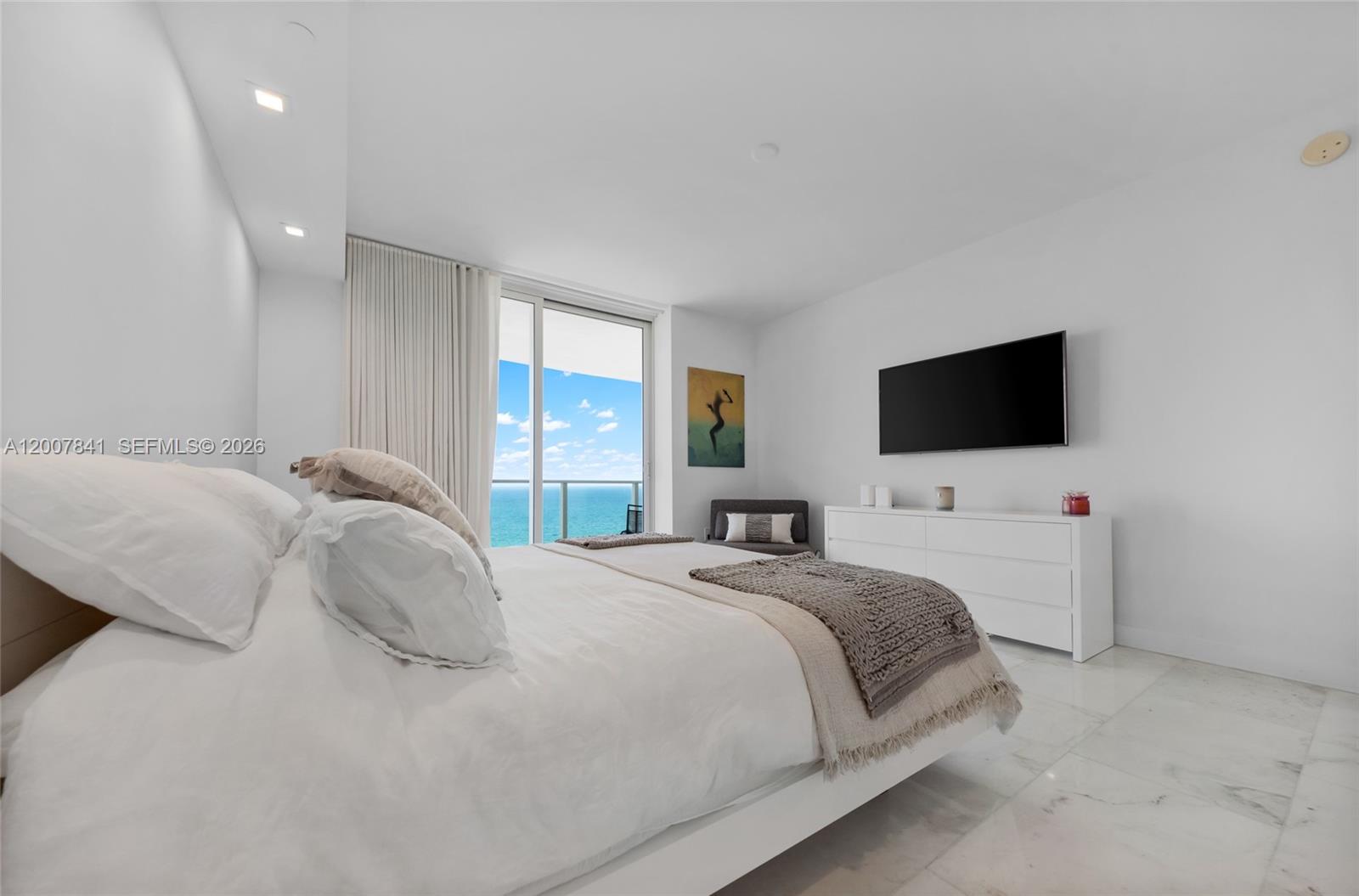 Photo of 3951 Ocean Dr  #1202, Hollywood, Florida, 33019 - 