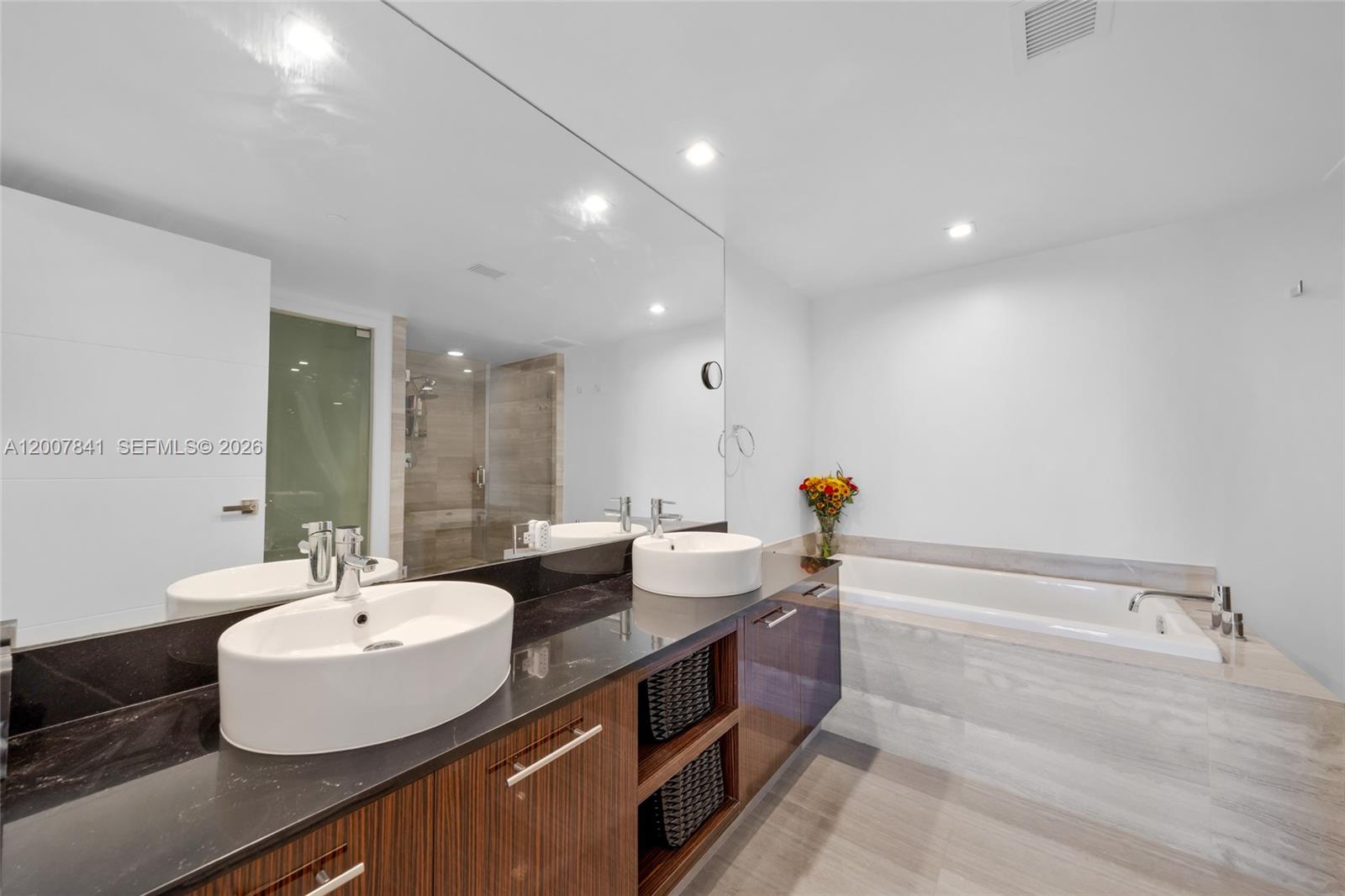 Photo of 3951 Ocean Dr  #1202, Hollywood, Florida, 33019 - 