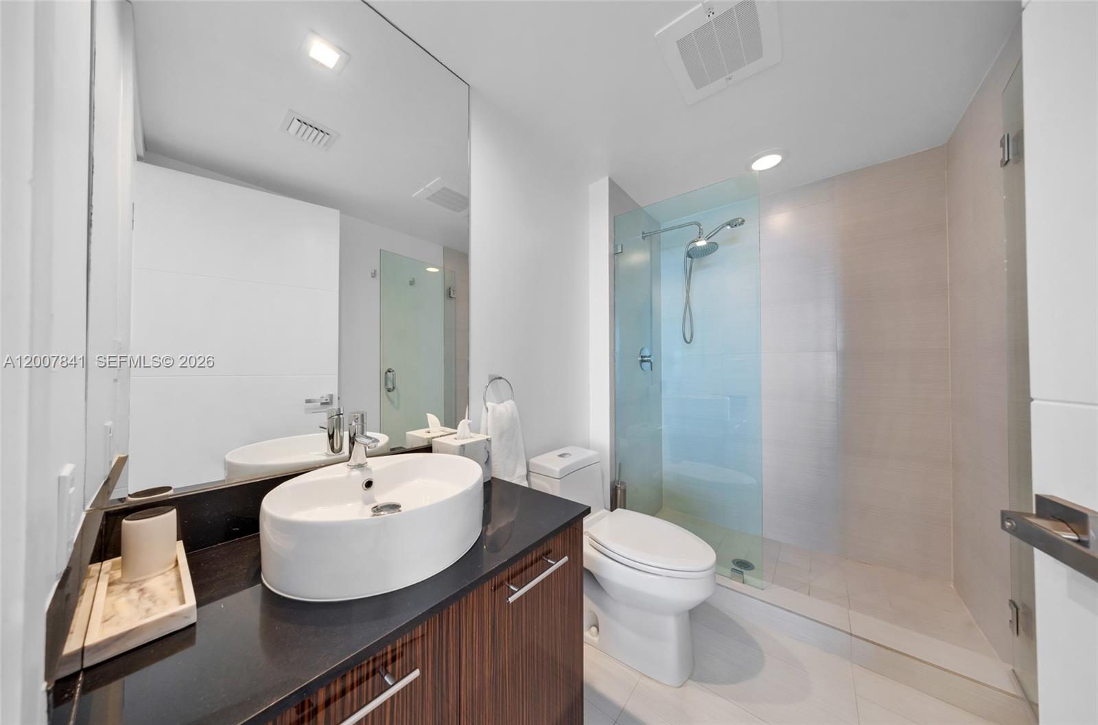 Photo of 3951 Ocean Dr  #1202, Hollywood, Florida, 33019 - 