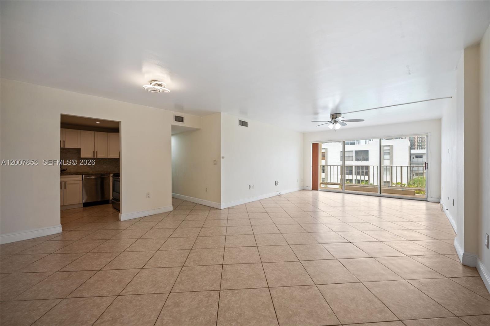See details 505 2 / 2 1290 sq. ft. $ 2026-05-25 0 Photo