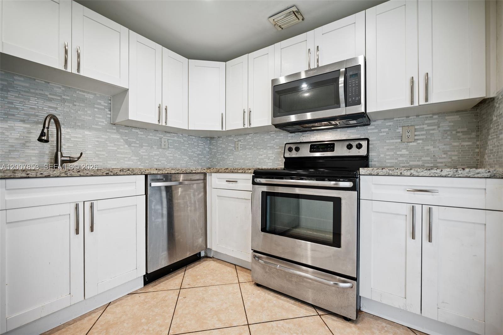 See details 505 2 / 2 1290 sq. ft. $ 2026-05-25 0 Photo
