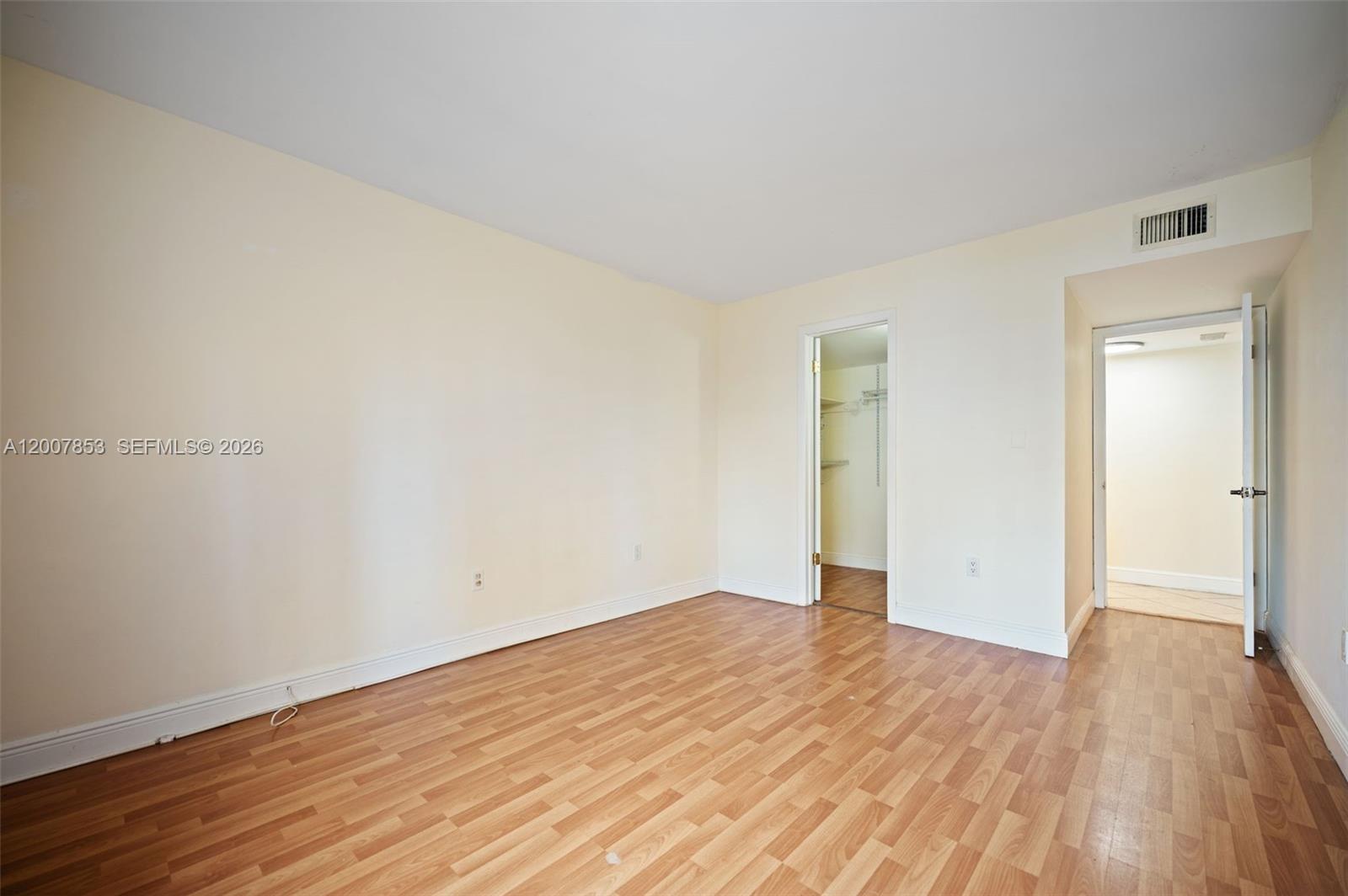See details 505 2 / 2 1290 sq. ft. $ 2026-05-25 0 Photo