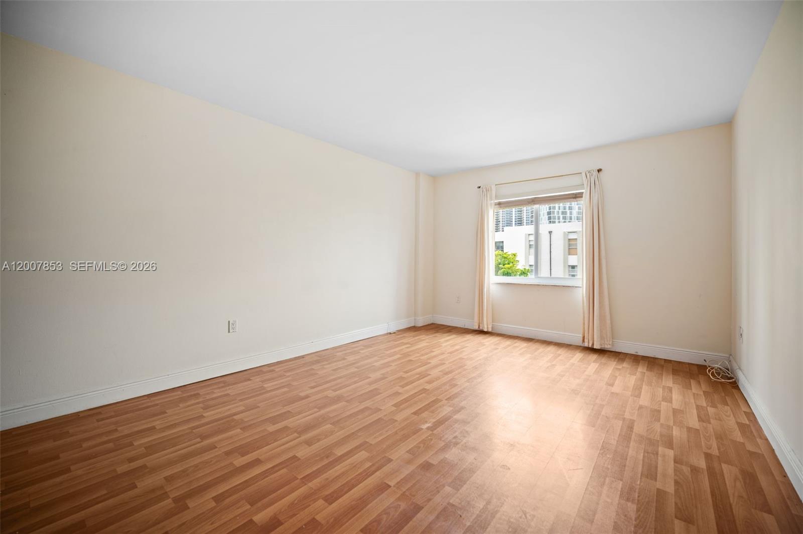 See details 505 2 / 2 1290 sq. ft. $ 2026-05-25 0 Photo