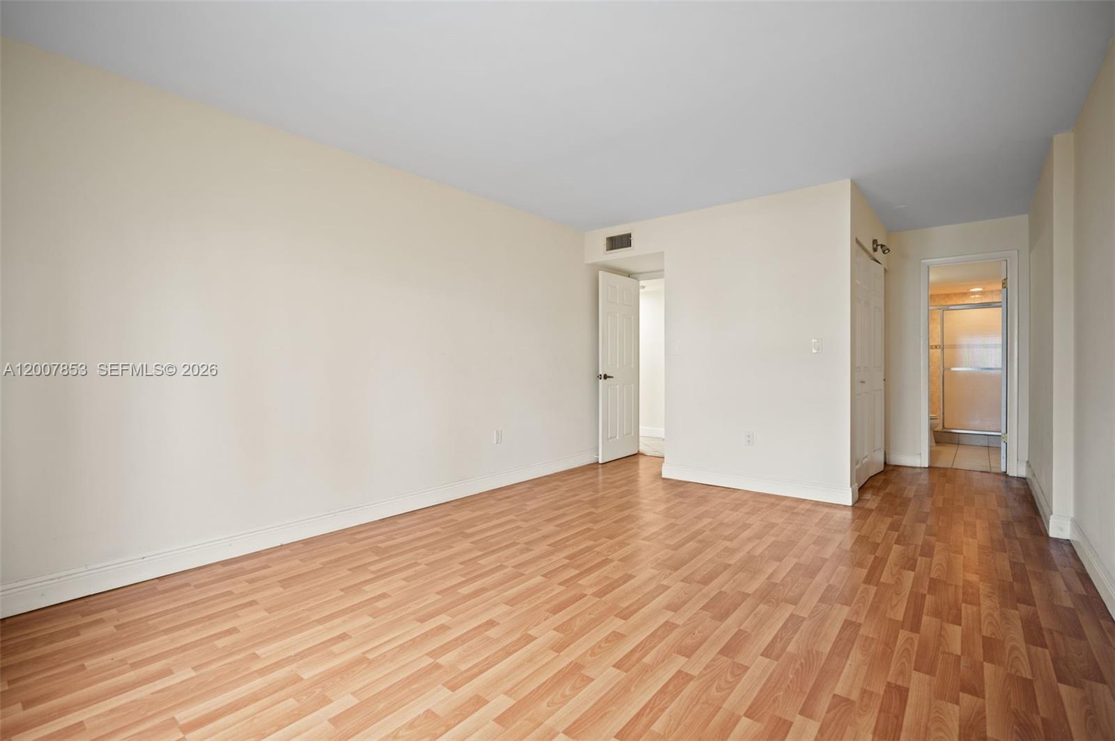See details 505 2 / 2 1290 sq. ft. $ 2026-05-25 0 Photo