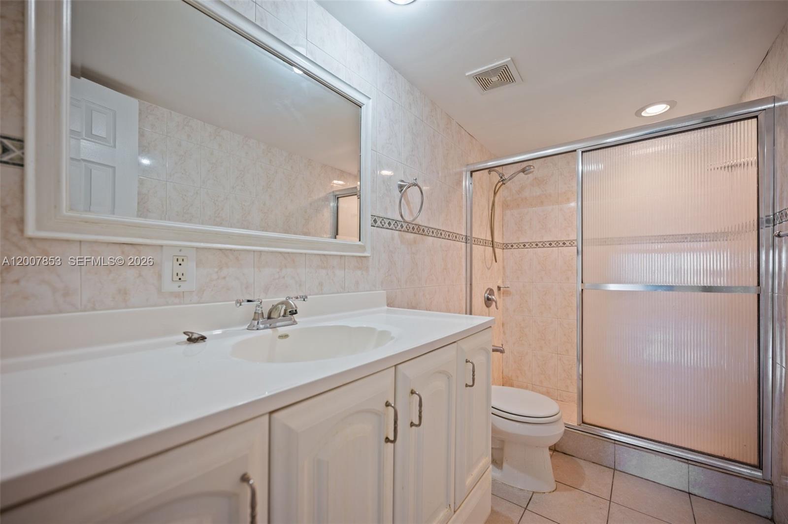 See details 505 2 / 2 1290 sq. ft. $ 2026-05-25 0 Photo