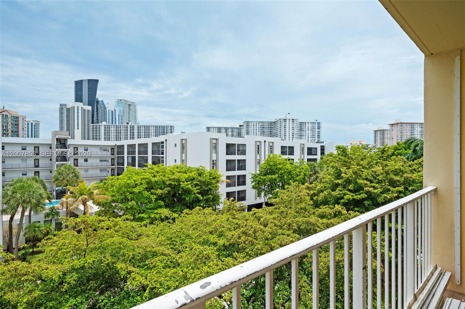 See details 505 2 / 2 1290 sq. ft. $ 2026-05-25 0 Photo