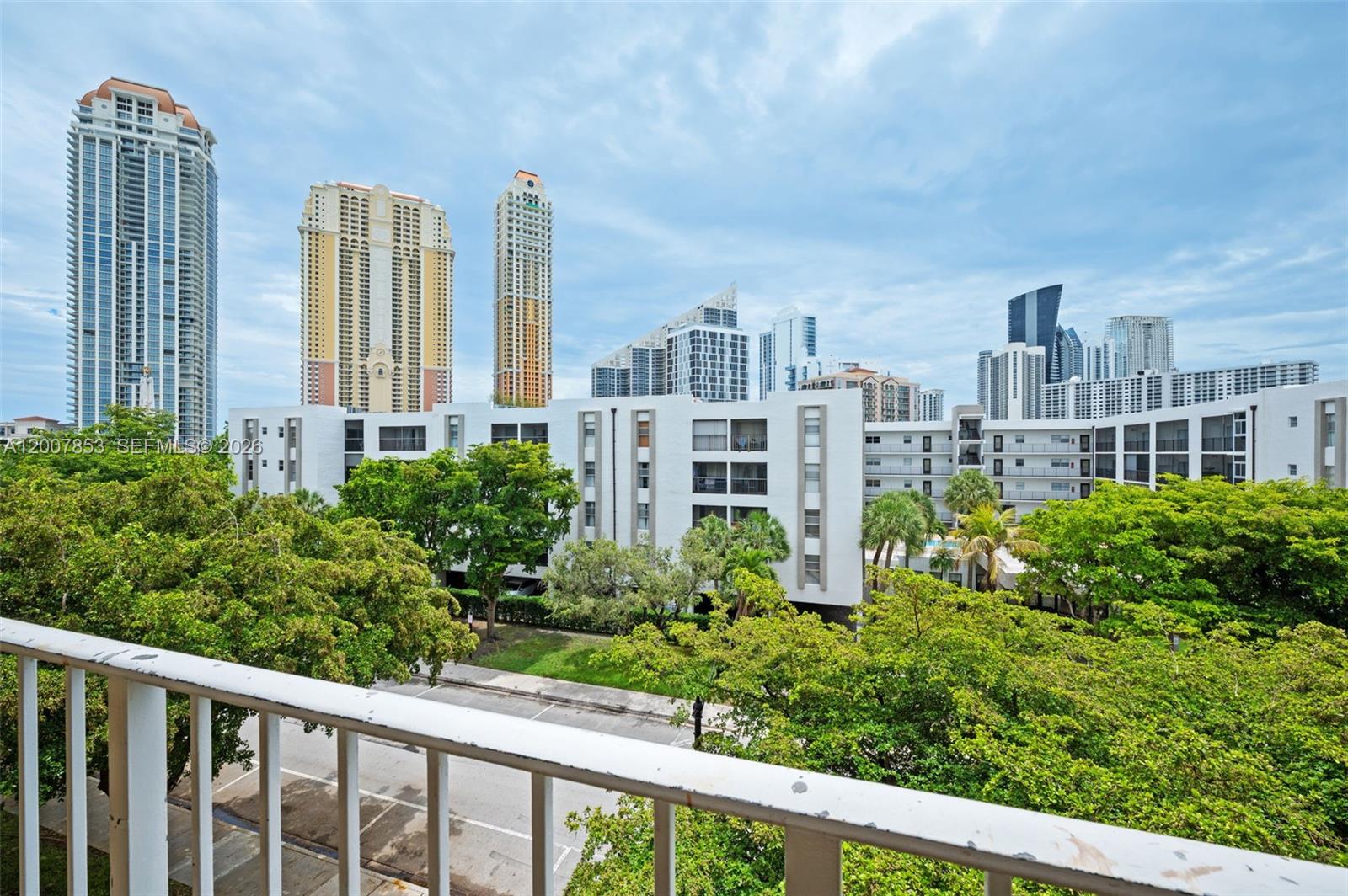 See details 505 2 / 2 1290 sq. ft. $ 2026-05-25 0 Photo